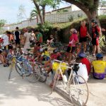 Guajira Cycing Tour - Riders resting