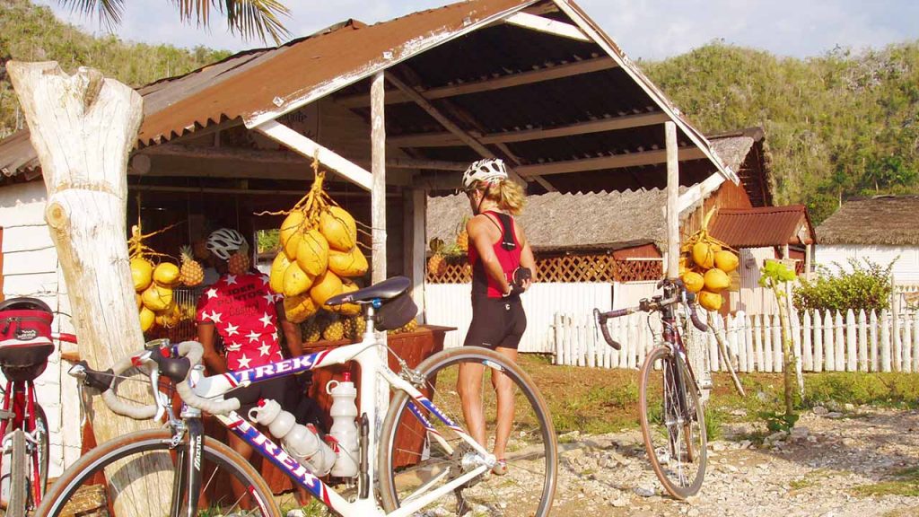 Roadside fruit stand - Aguas Claras cycling tour